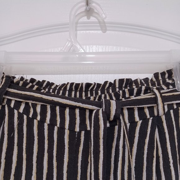 Suzy Shier Striped Pants - Picture 5 of 8